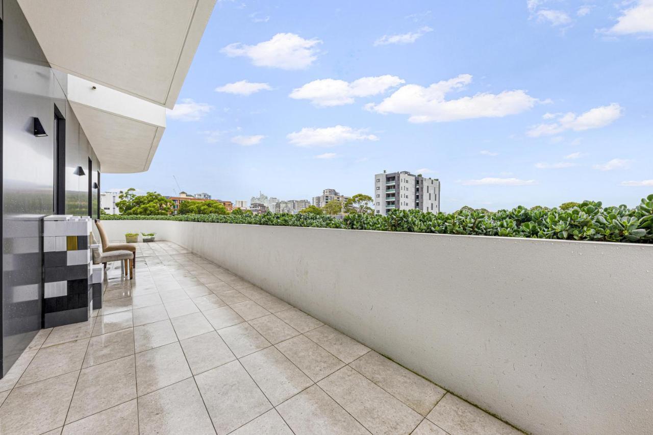 Studio For Long Term Tenants In Strathfield Cbd Sydney Exterior photo